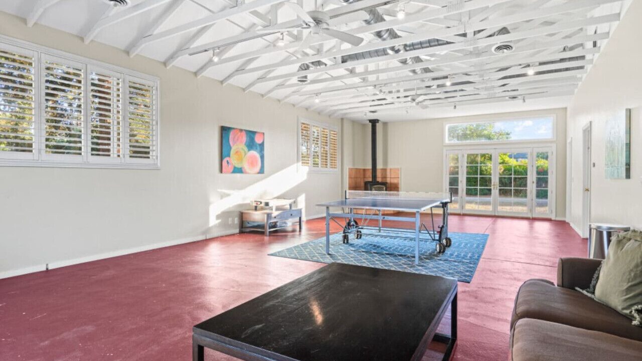 Photo of Bedroom in Kenwood