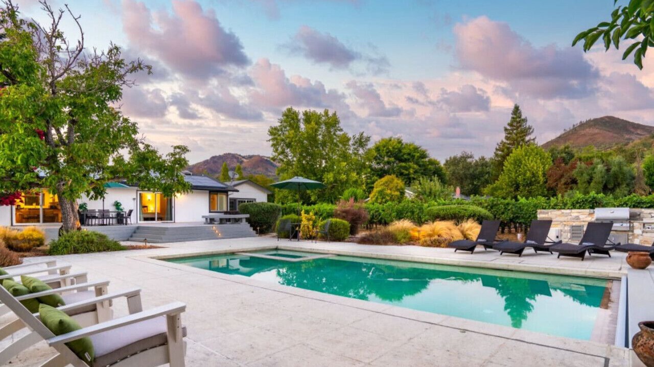 Photo of Outdoor in Kenwood