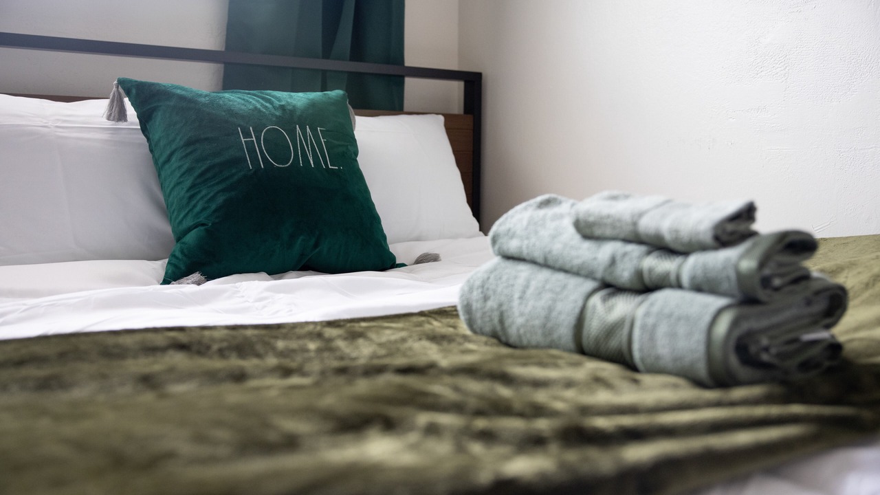 Photo of Bedroom in Longfellow