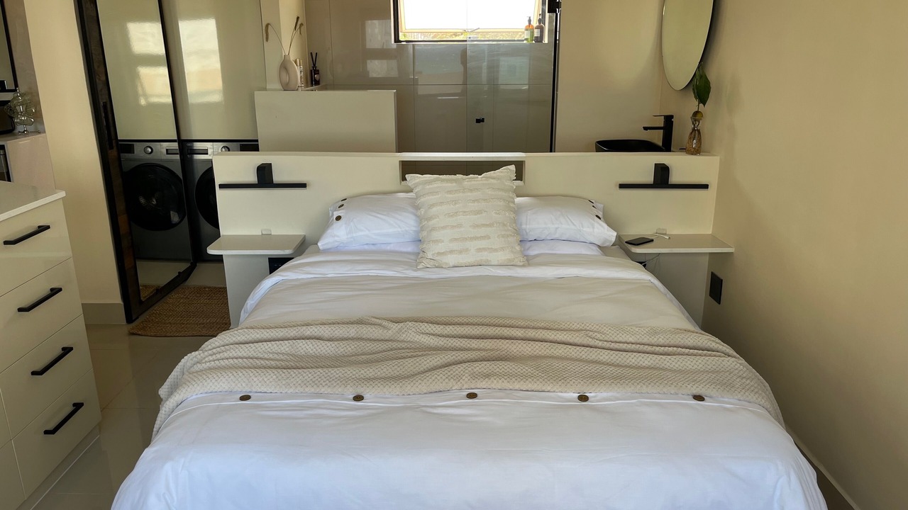 Photo of Bedroom in West Beach