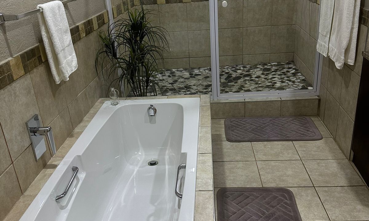 Photo of Bathroom in Hazyview