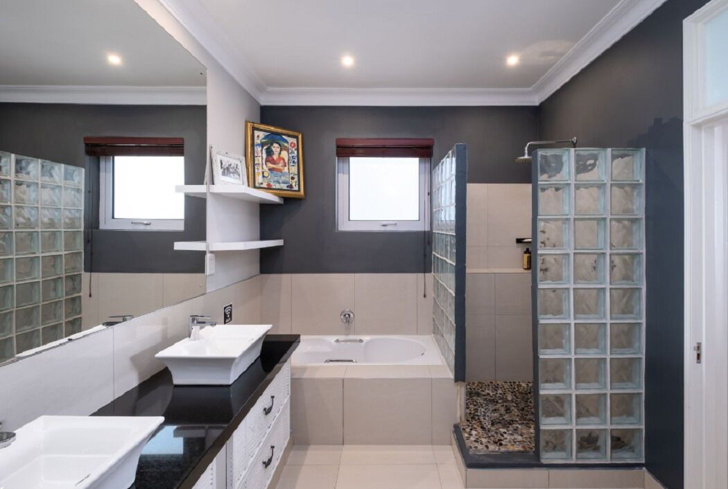 Photo of Bathroom in Camps Bay