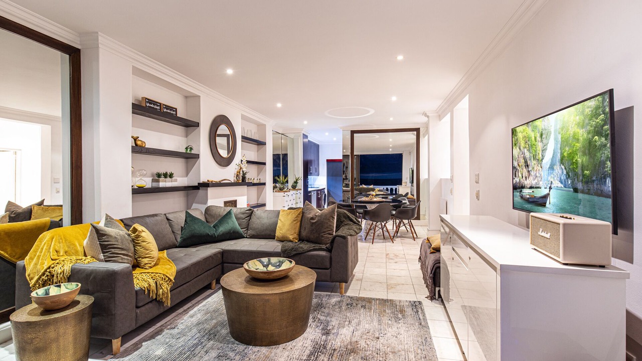 Photo of Livingroom in Plumstead