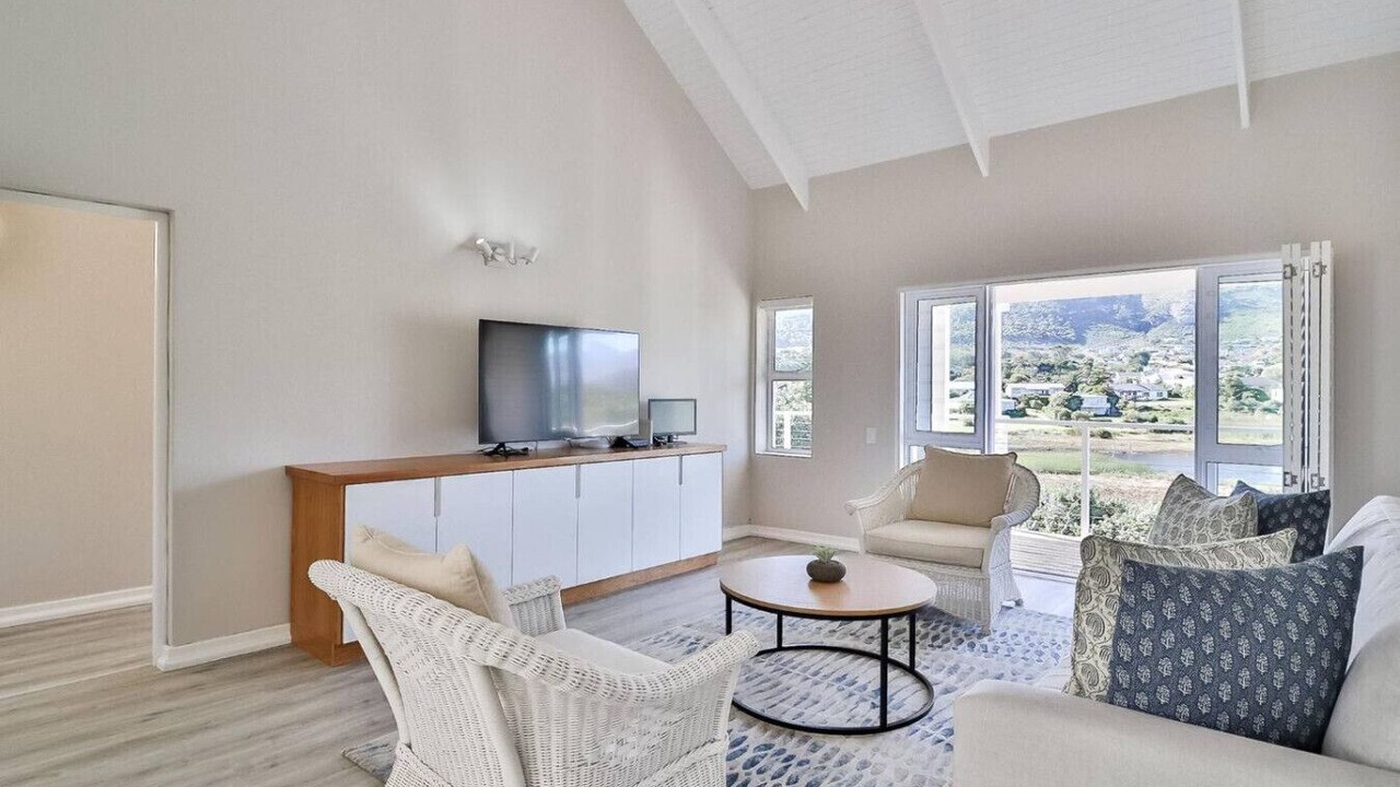 Photo of Livingroom in Onrus