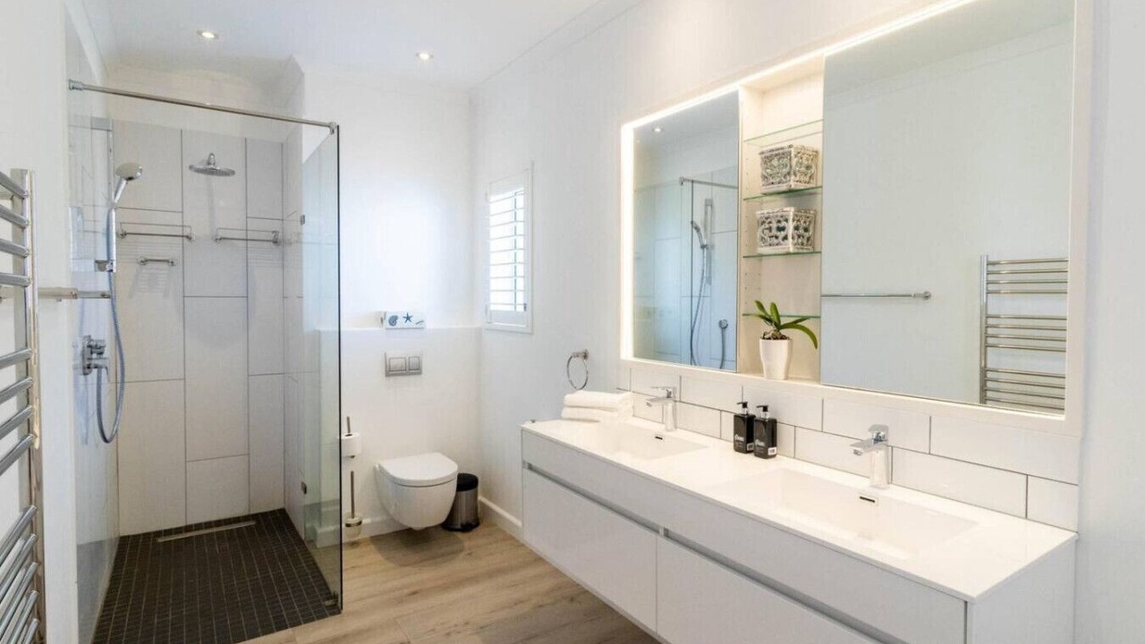 Photo of Bathroom in Sandbaai