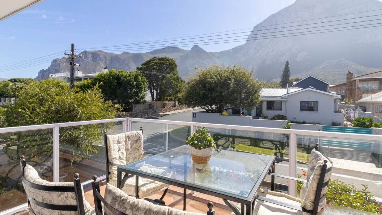 Photo of Outdoor in Sandbaai