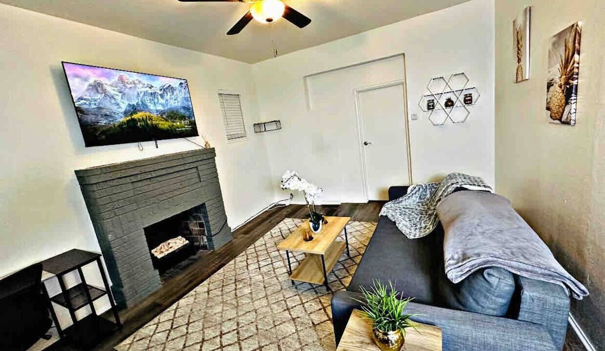 Photo of Livingroom in Midtown Sacramento