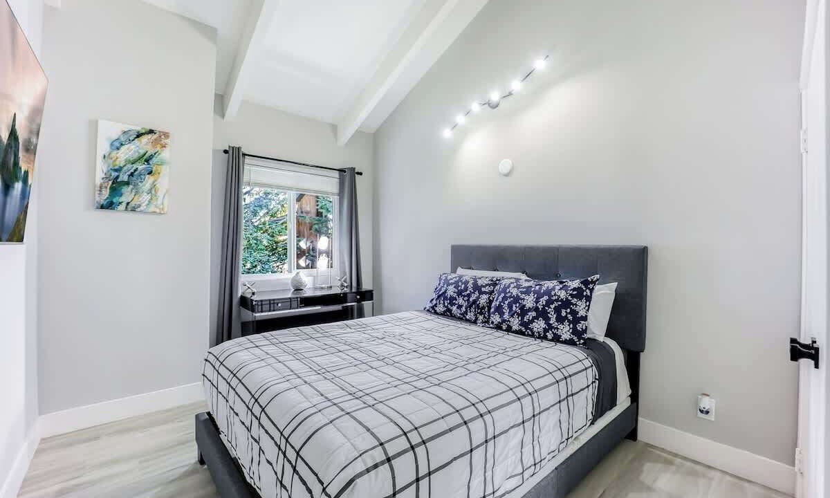 Photo of Bedroom in Menlo Park