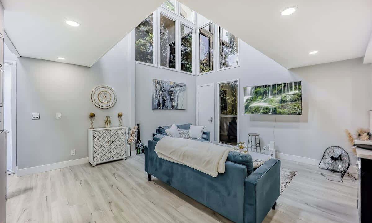 Photo of Bedroom in Menlo Park