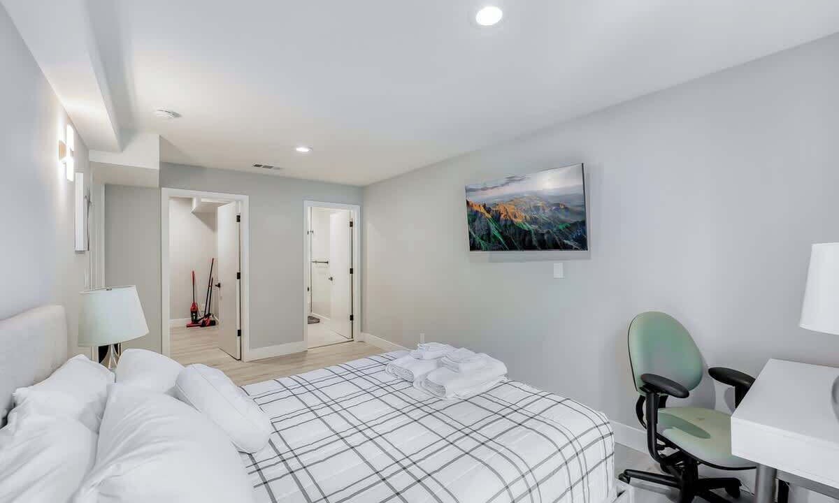 Photo of Bedroom in Menlo Park