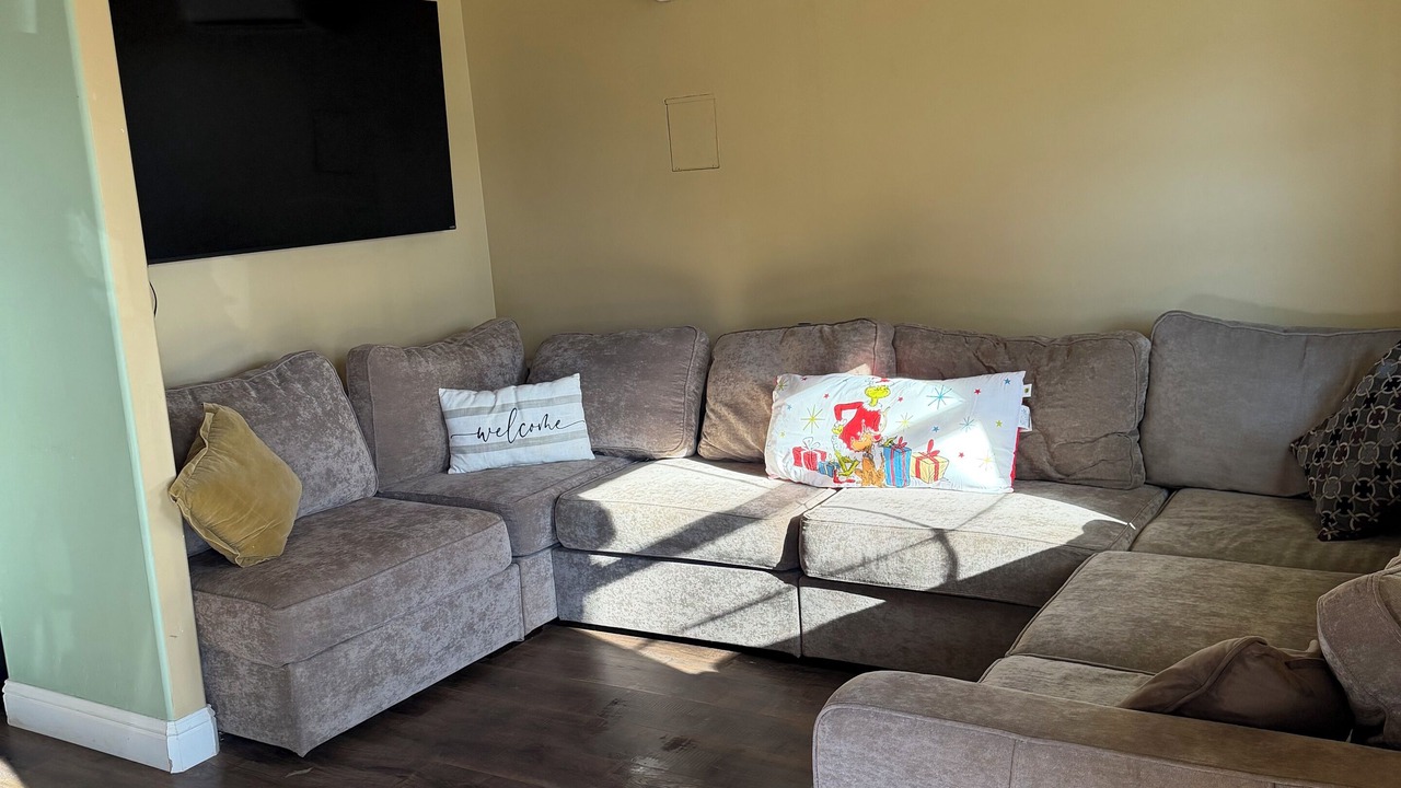 Photo of Livingroom in Cedar Ridge