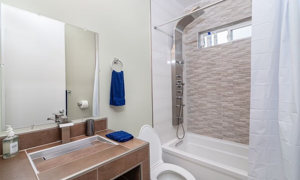 Photo of Bathroom in Ralph Bunche