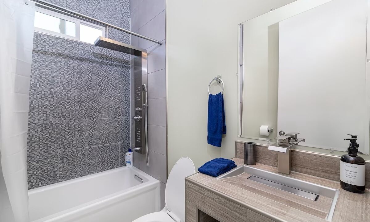 Photo of Bathroom in Ralph Bunche