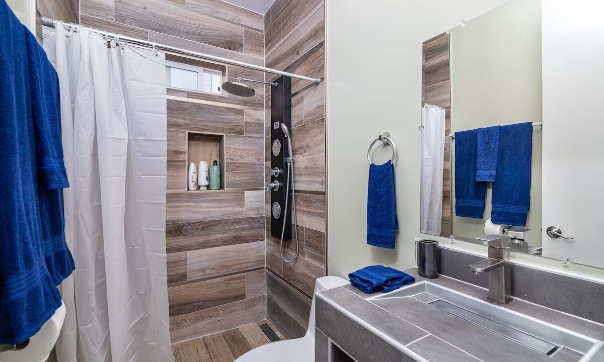 Photo of Bathroom in Ralph Bunche