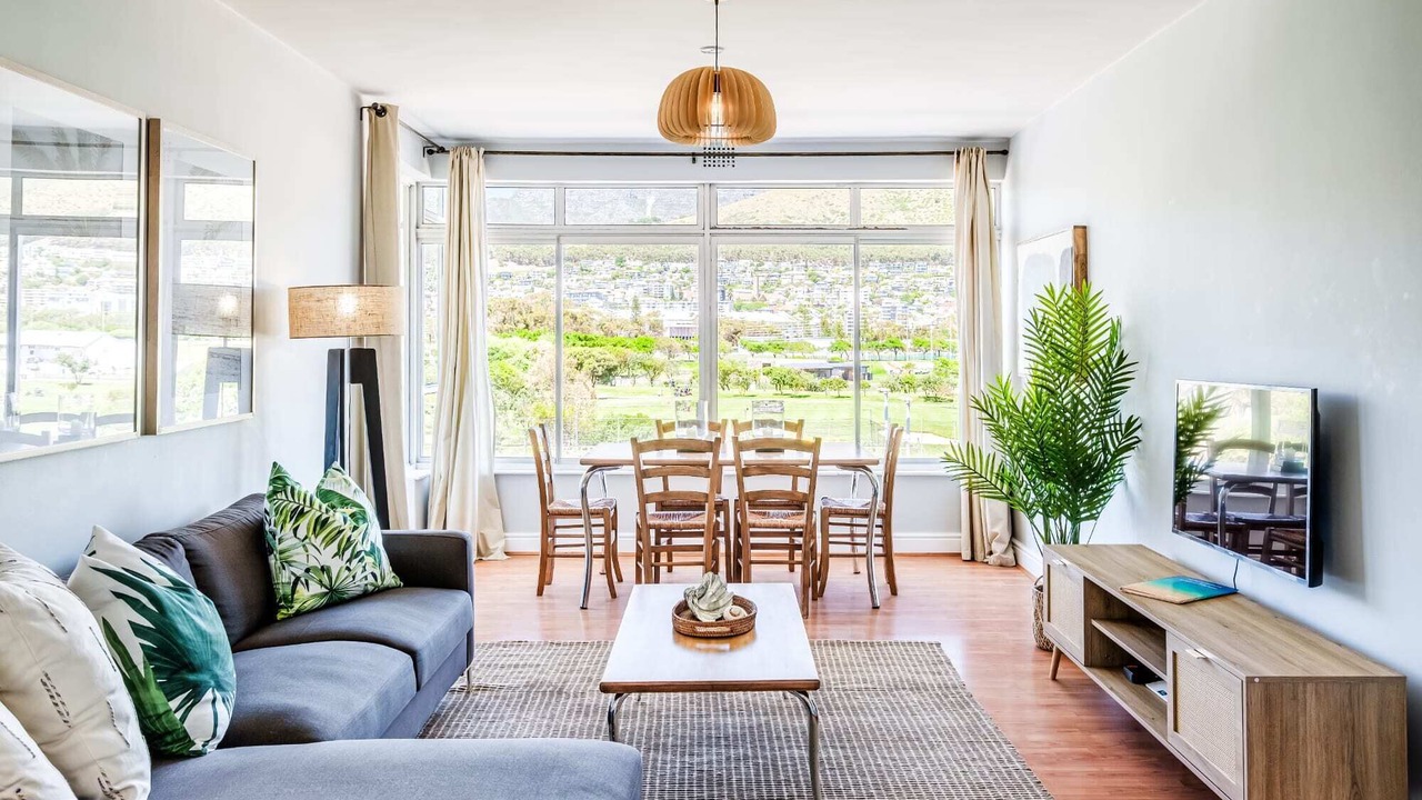 Photo of Livingroom in Mouille Point
