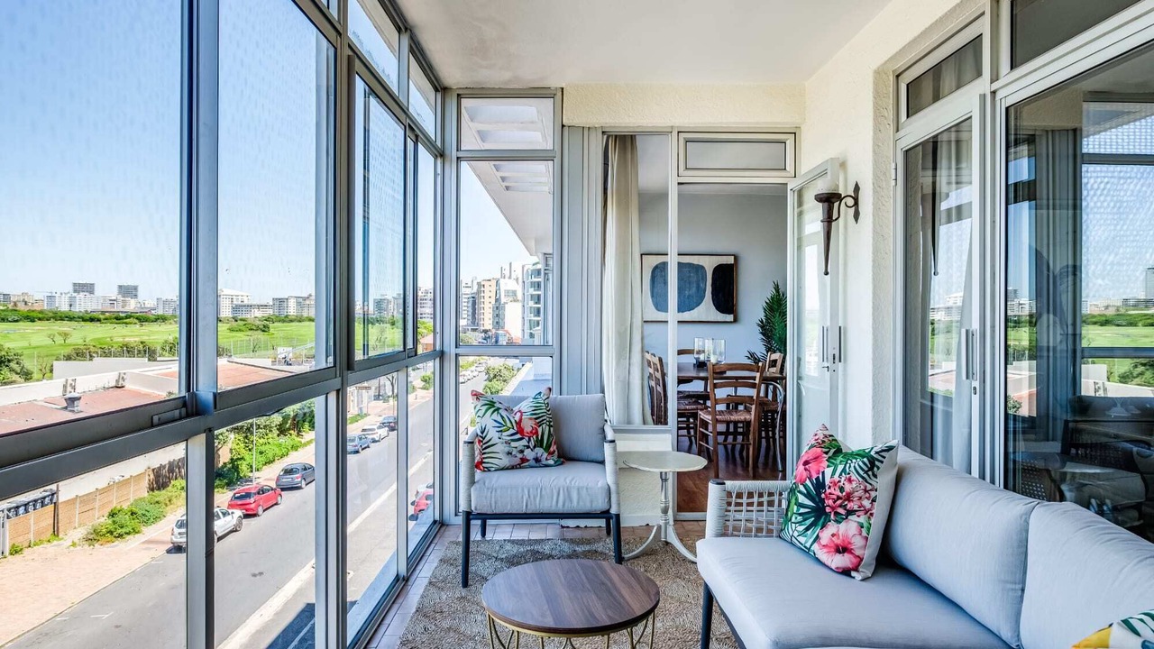 Photo of Livingroom in Mouille Point