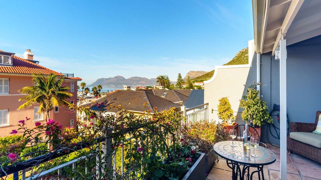 Photo of Patio Balcony in Kalk Bay