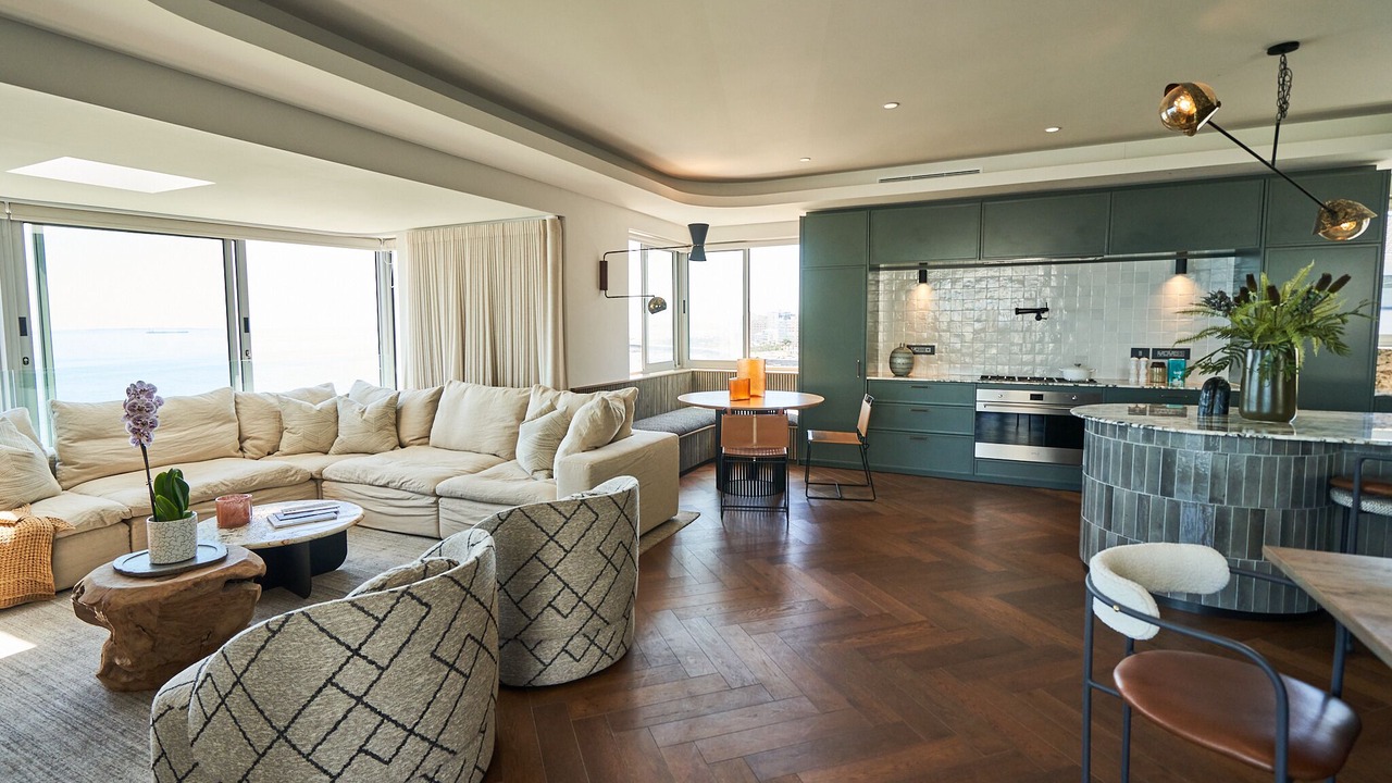Photo of Livingroom in Mouille Point