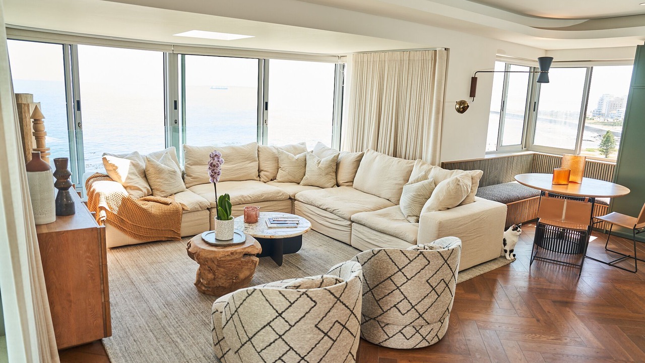 Photo of Livingroom in Mouille Point