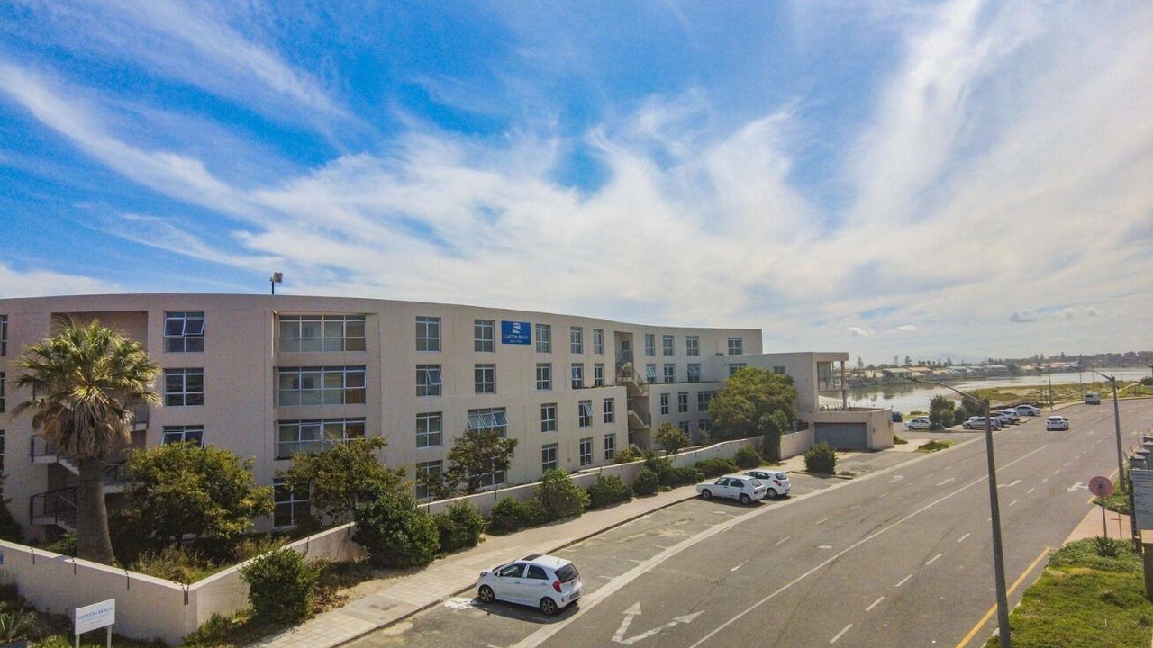 Photo of Outdoor in Lagoon Beach