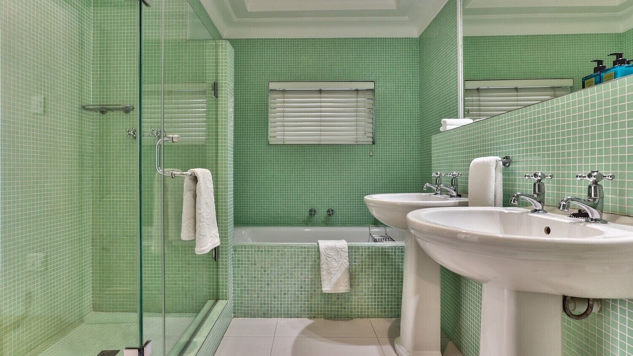 Photo of Bathroom in Bantry Bay
