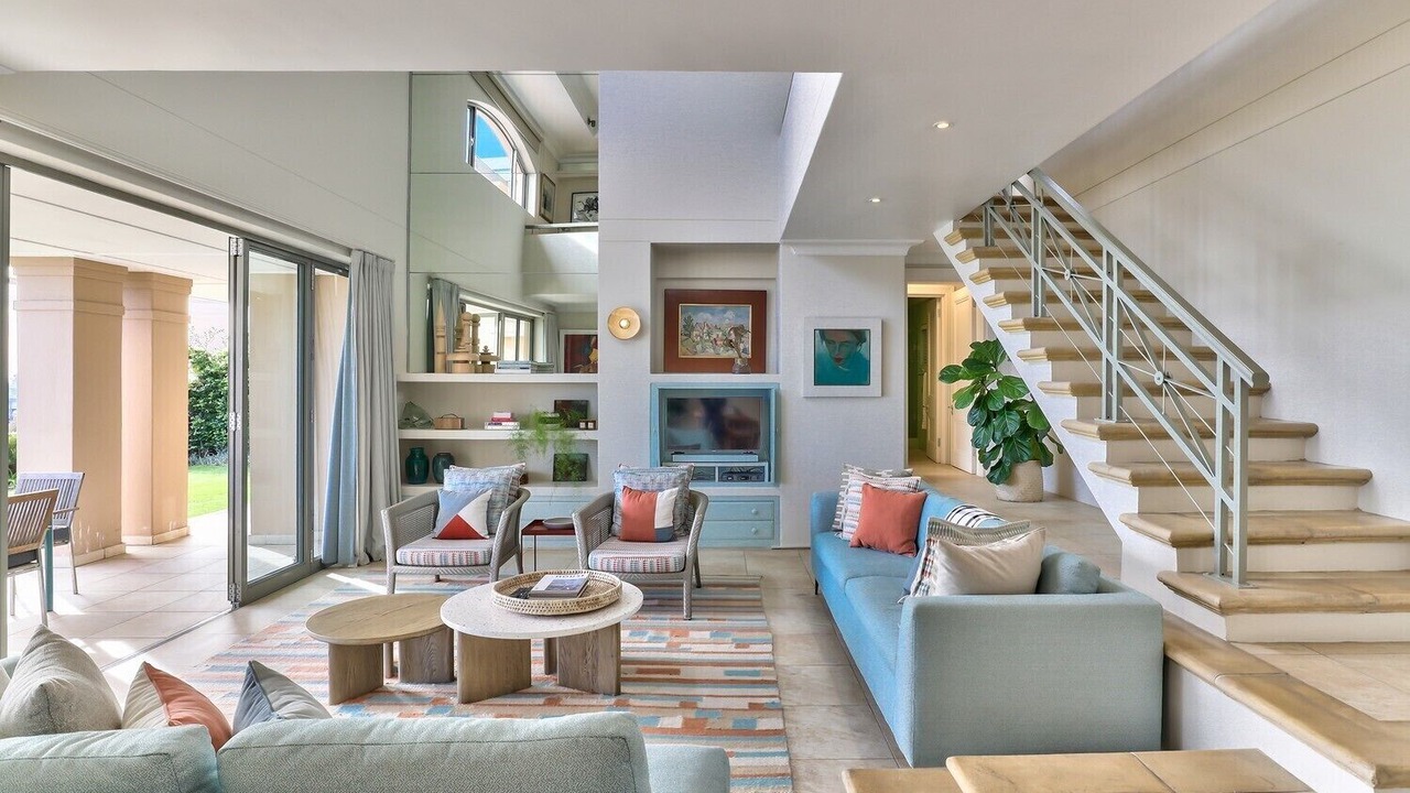 Photo of Livingroom in Bantry Bay