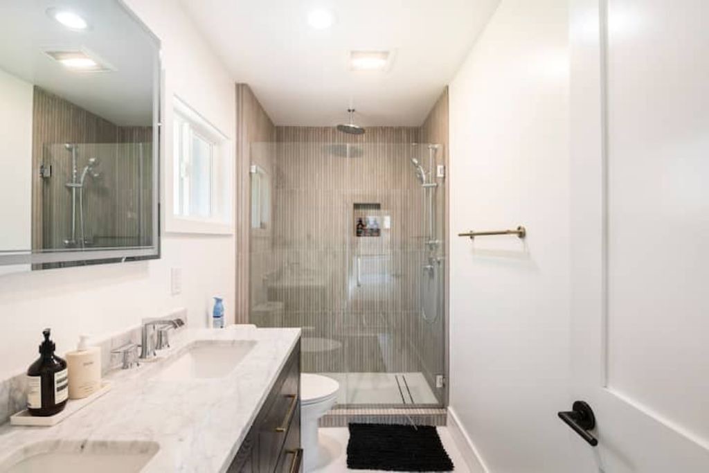 Photo of Bathroom in Maxwell Park