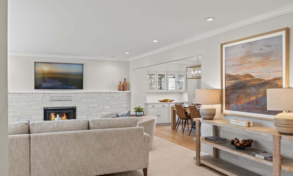 Photo of Livingroom in Del Monte Forest
