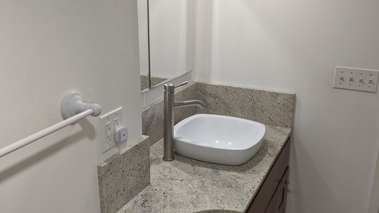 Photo of Bathroom in Lakeshore