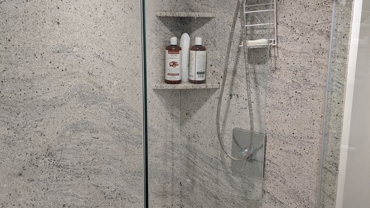 Photo of Bathroom in Lakeshore
