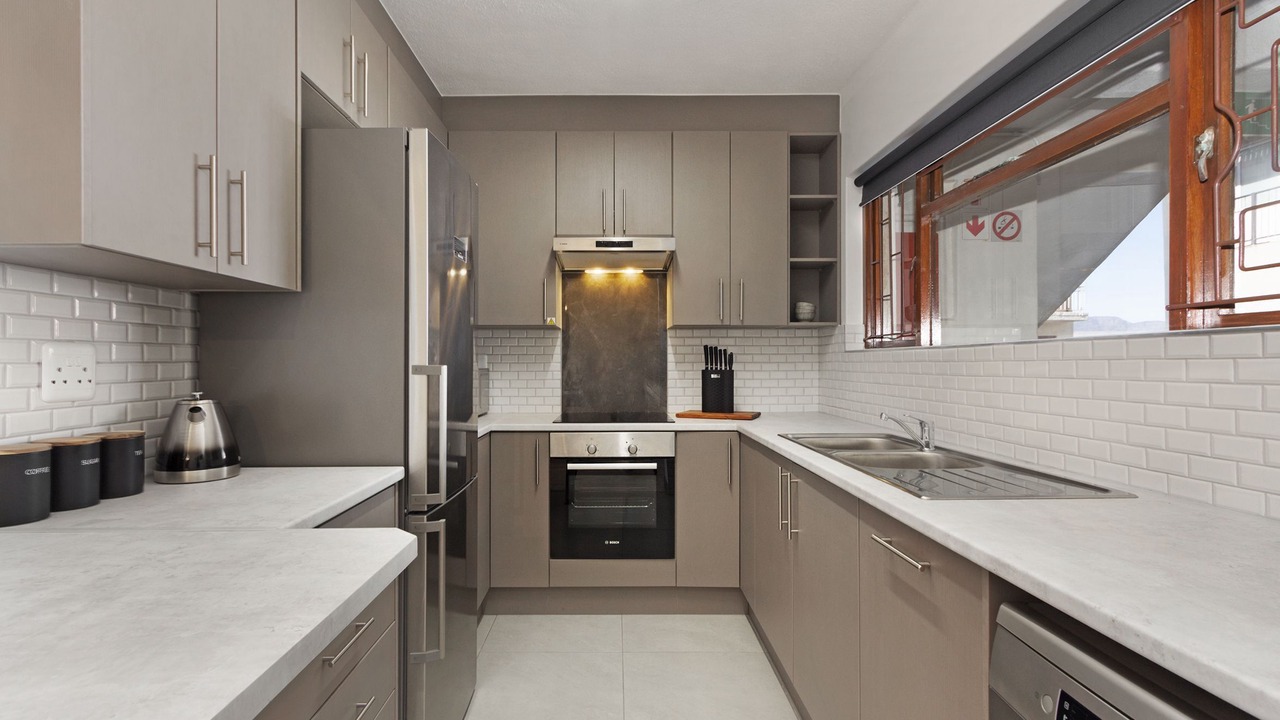 Photo of Kitchen in Somerset West