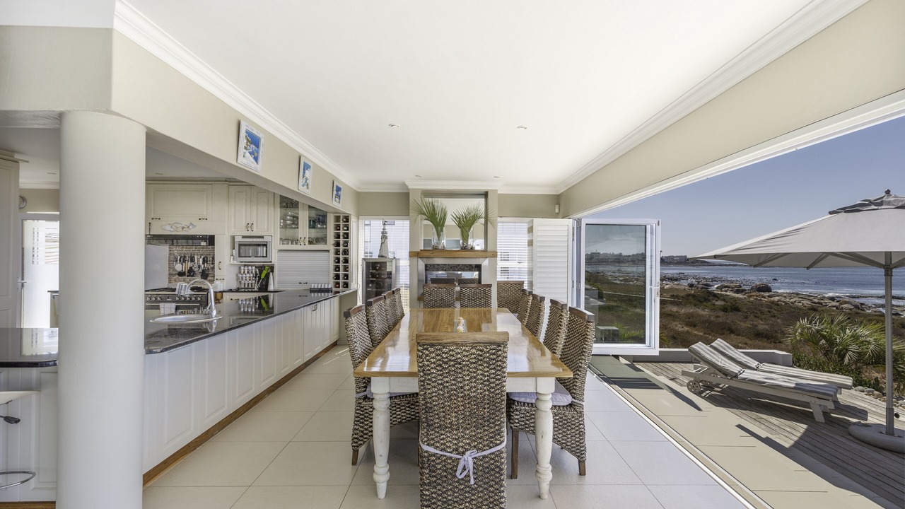 Photo of Kitchen in St. Helena Bay