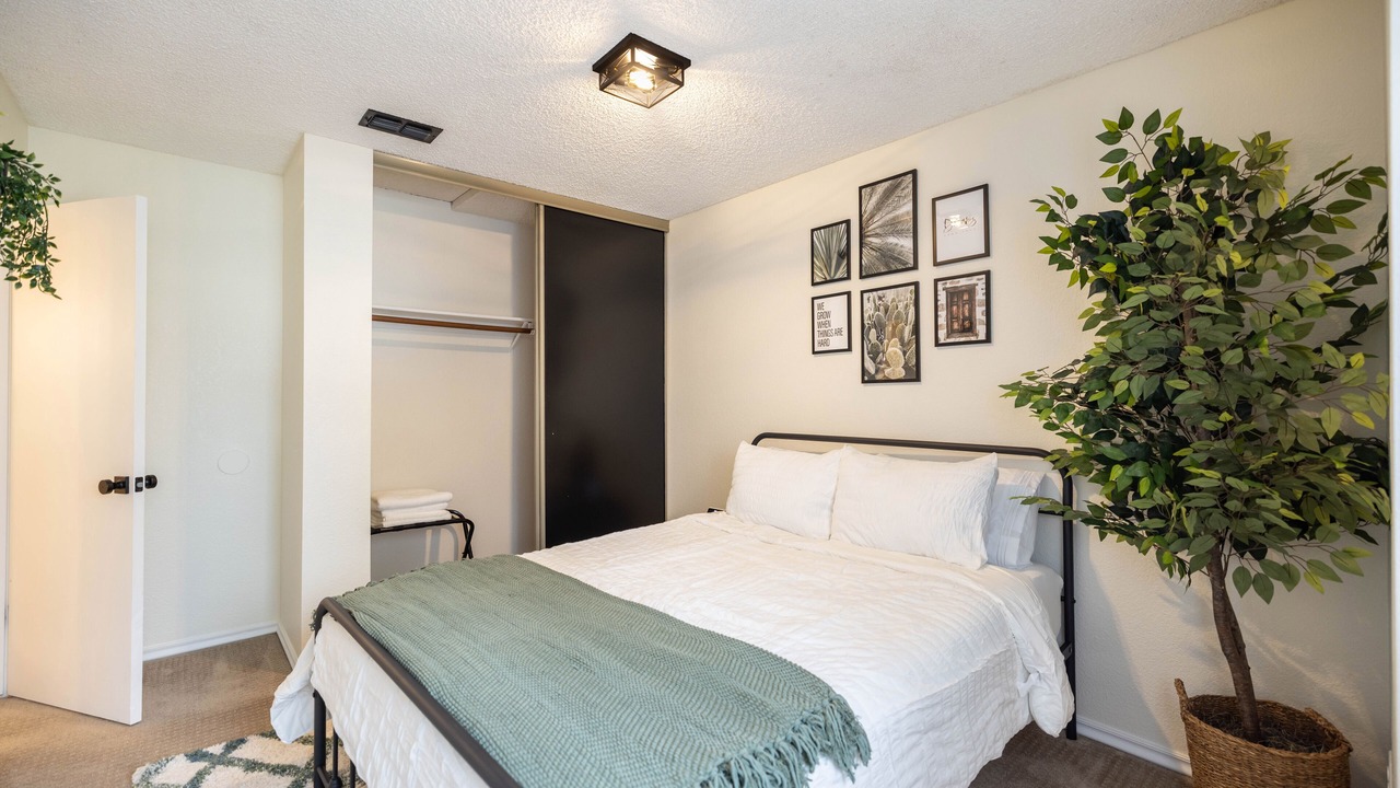 Photo of Bedroom in South Natomas