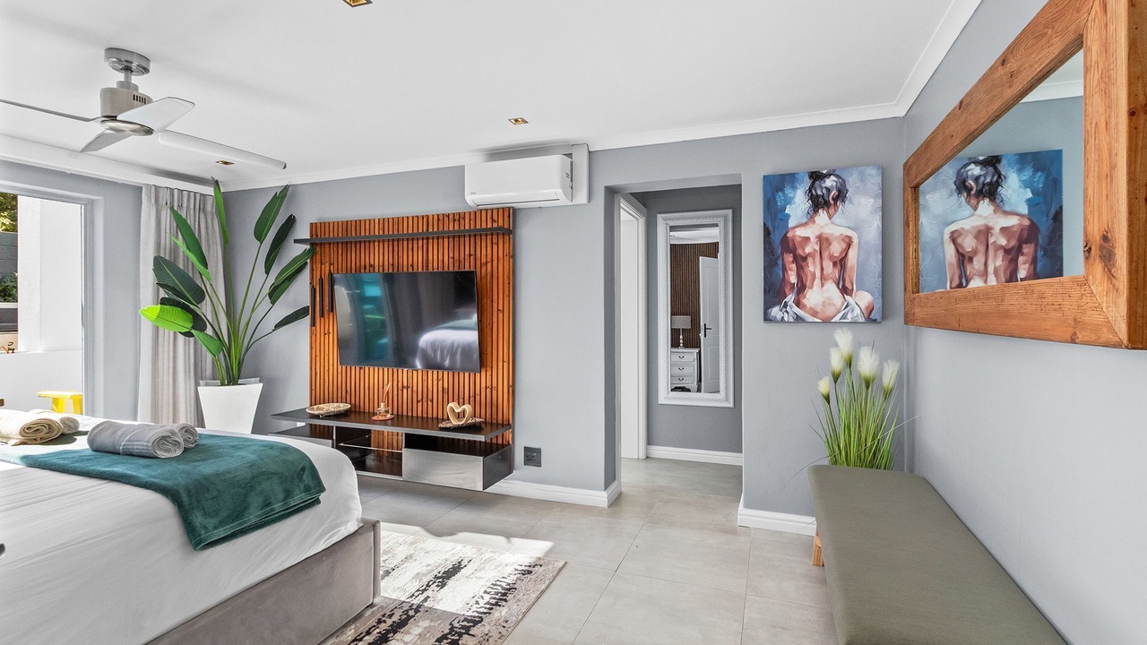 Photo of Bedroom in West Beach