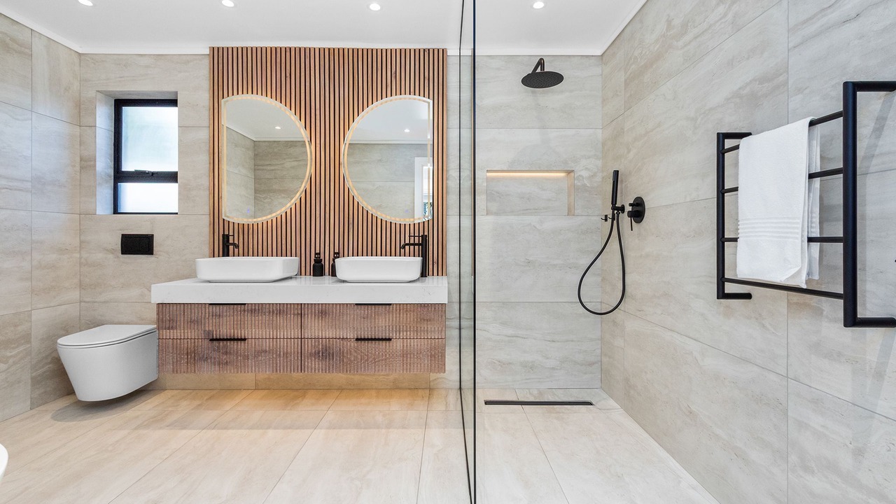 Photo of Bathroom in West Beach