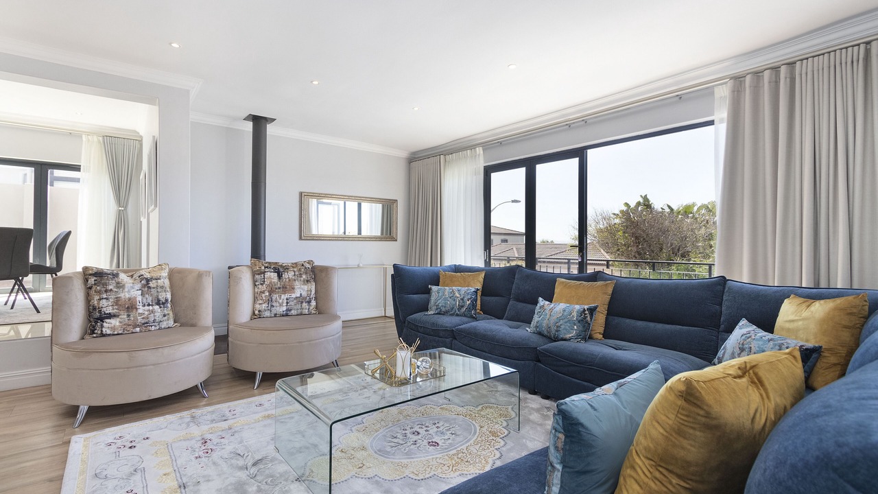 Photo of Livingroom in West Beach
