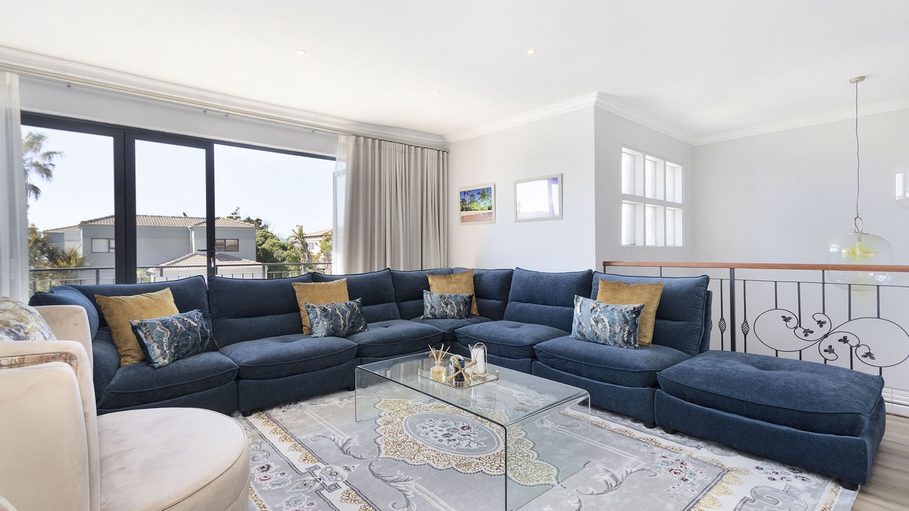 Photo of Livingroom in West Beach
