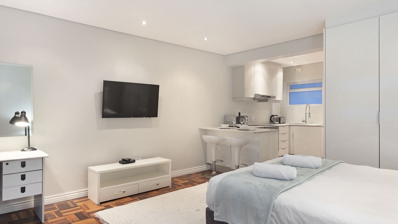 Photo of Bedroom in Mouille Point