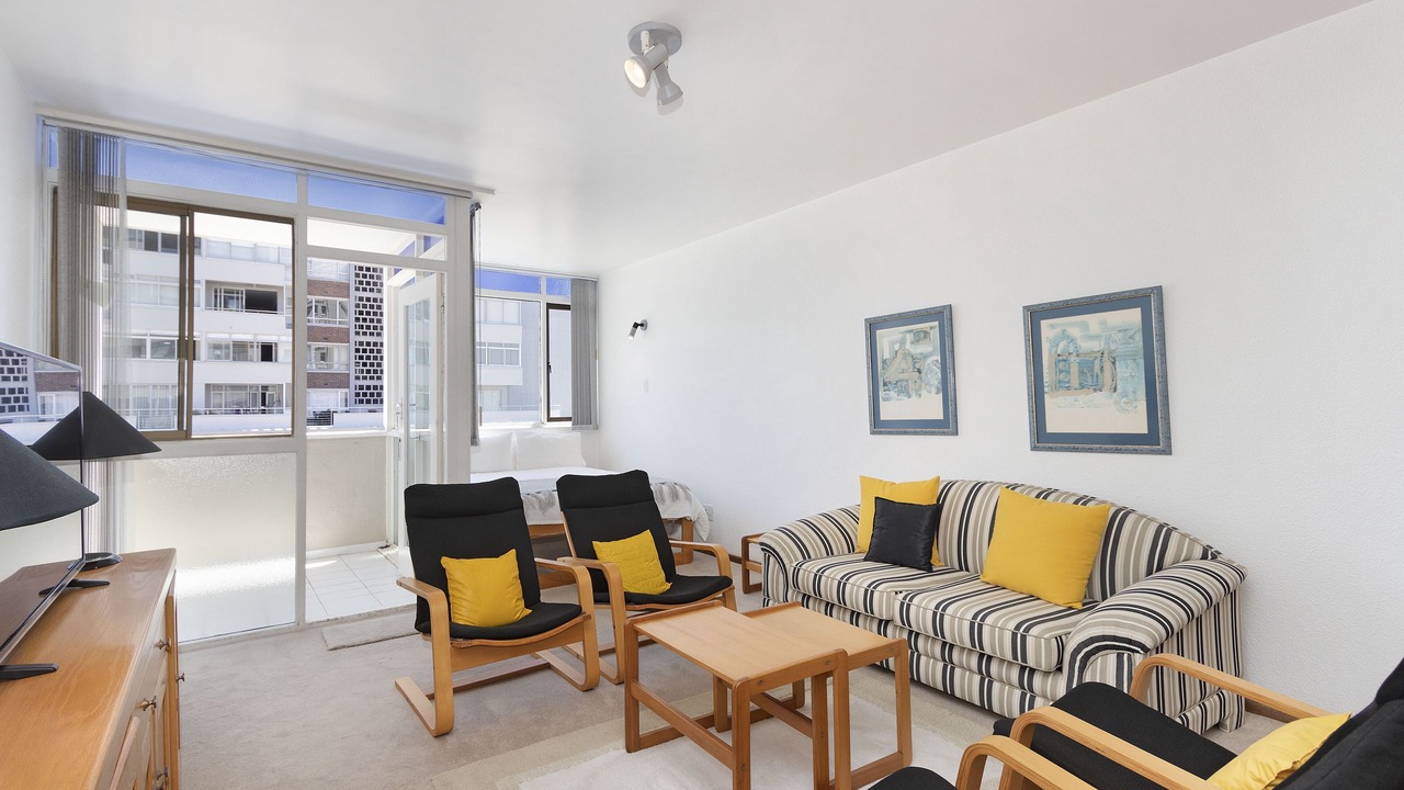 Photo of Livingroom in Mouille Point