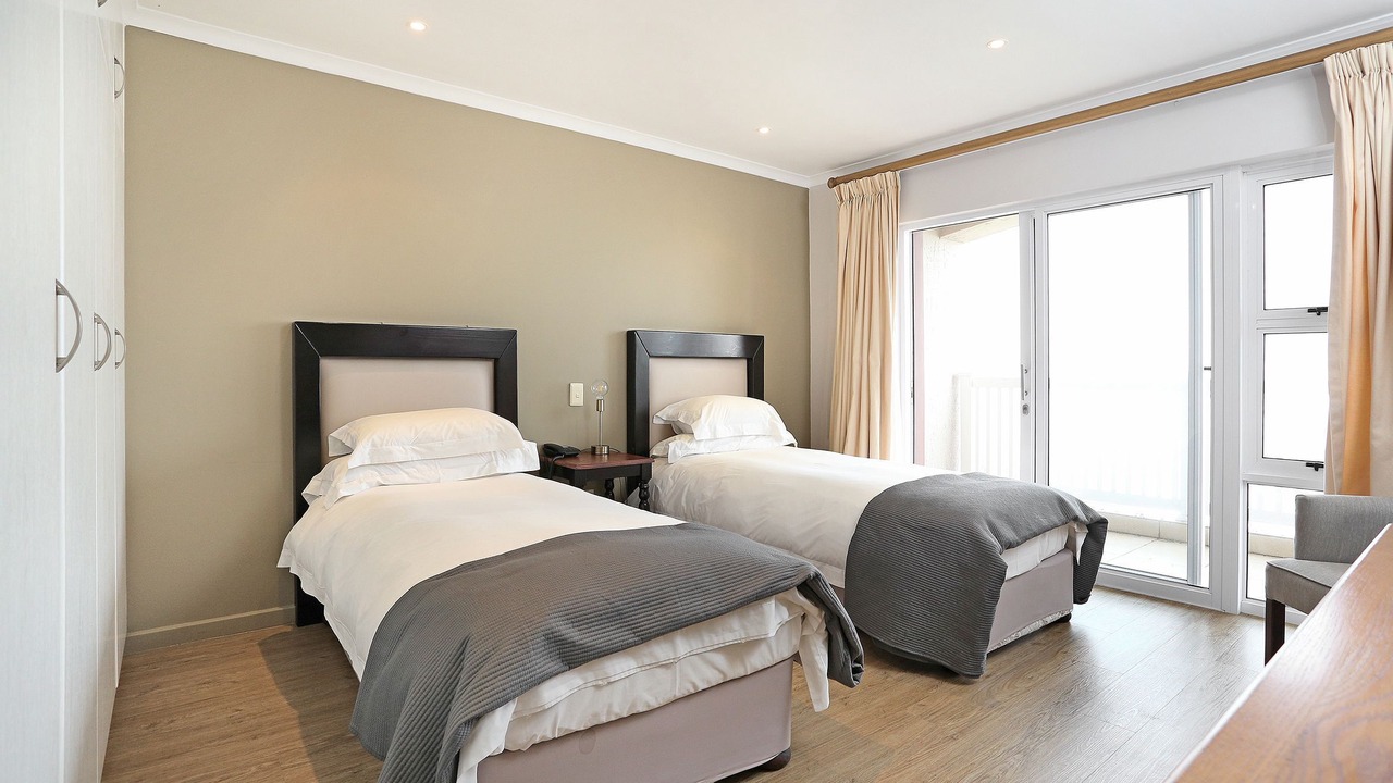 Photo of Bedroom in Pinnacle Point