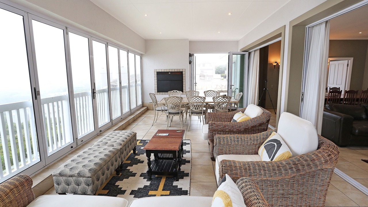 Photo of Livingroom in Pinnacle Point