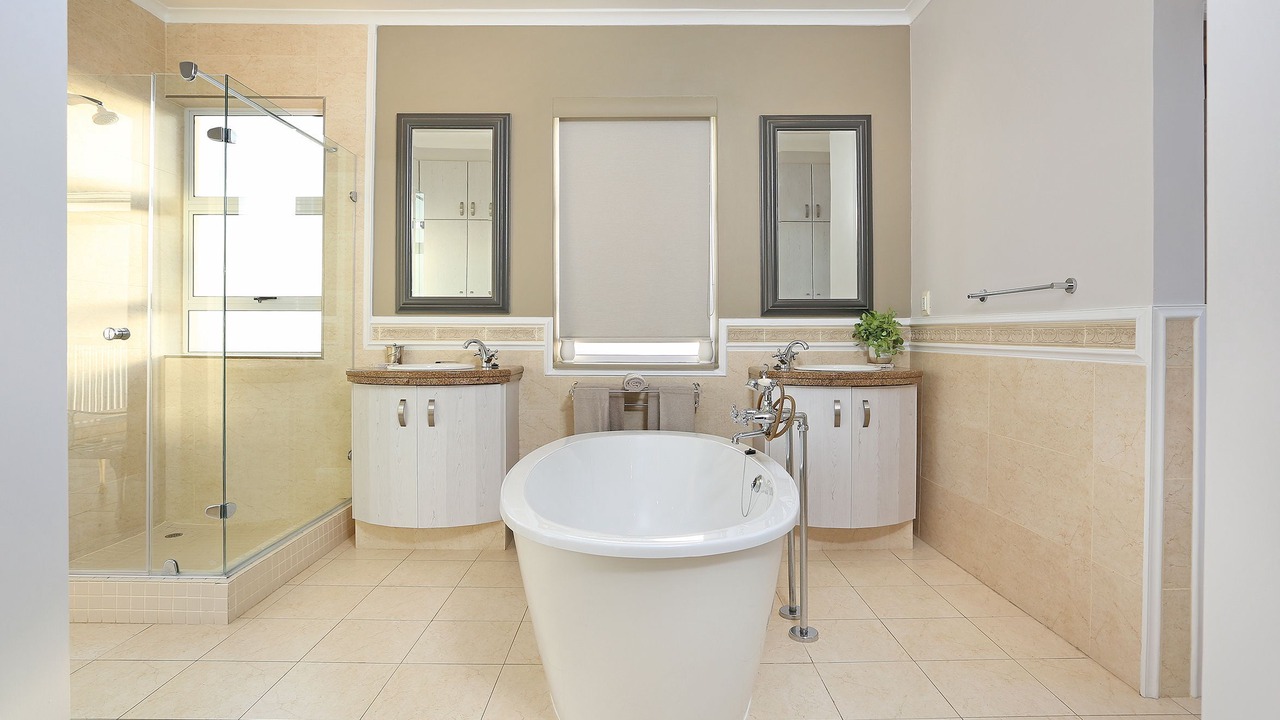 Photo of Bathroom in Pinnacle Point