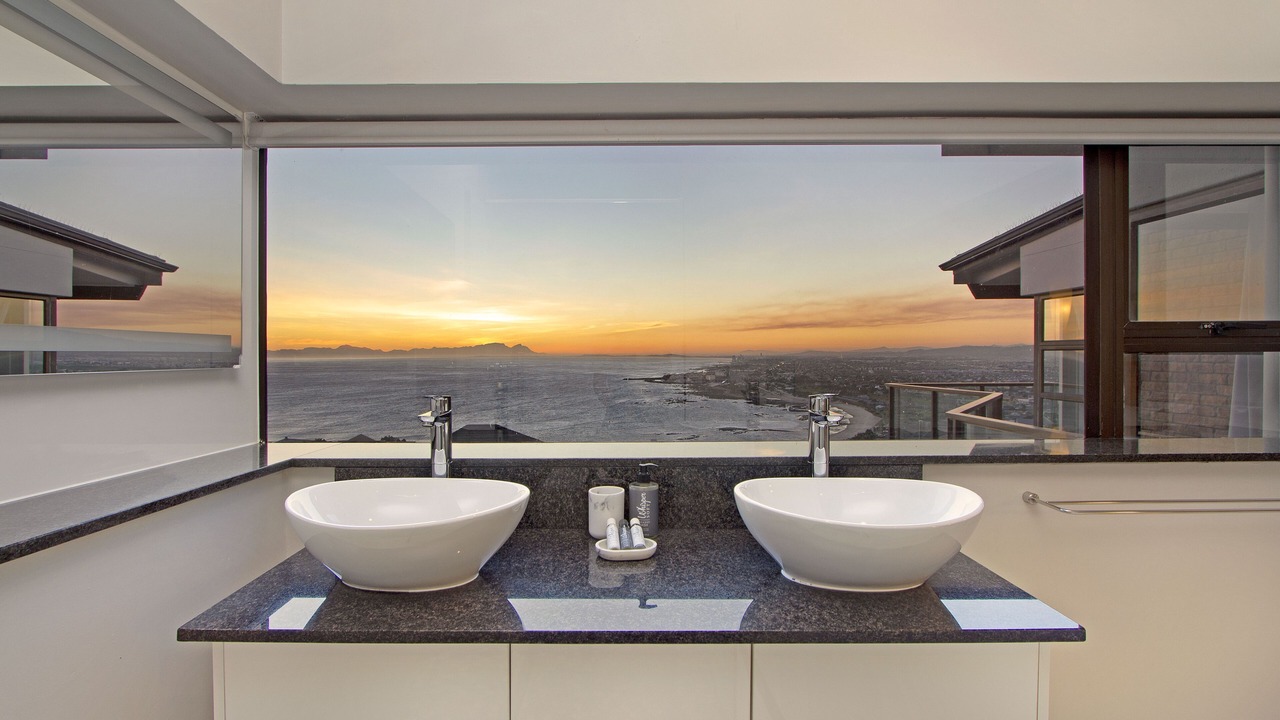 Photo of Bathroom in Mountainside