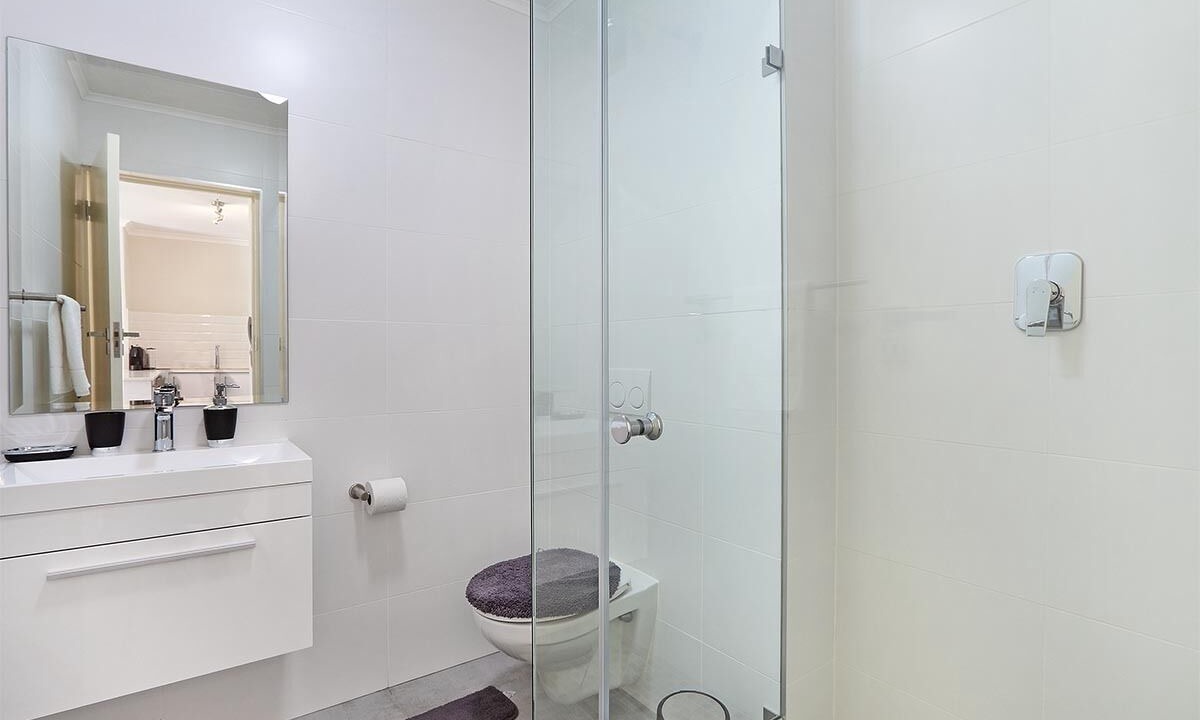 Photo of Bathroom in Observatory