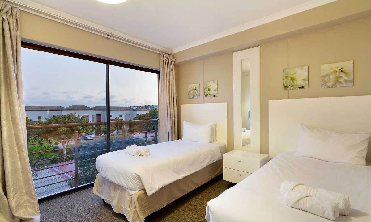 Photo of Bedroom in Century City