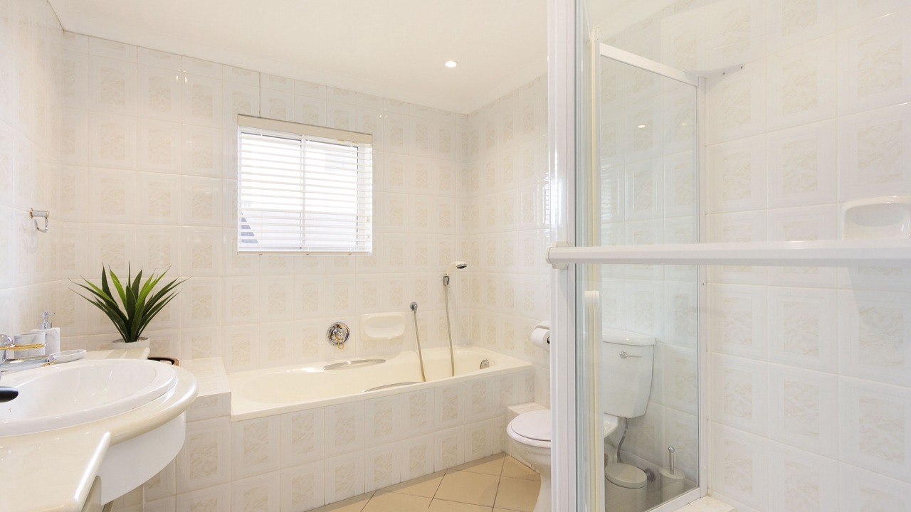 Photo of Bathroom in Gordons Bay Central