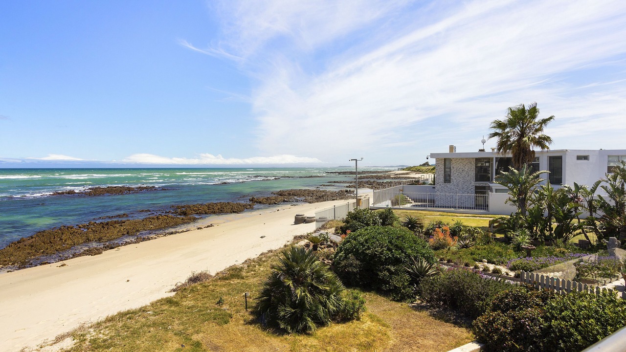 Photo of Others in Gordons Bay Central