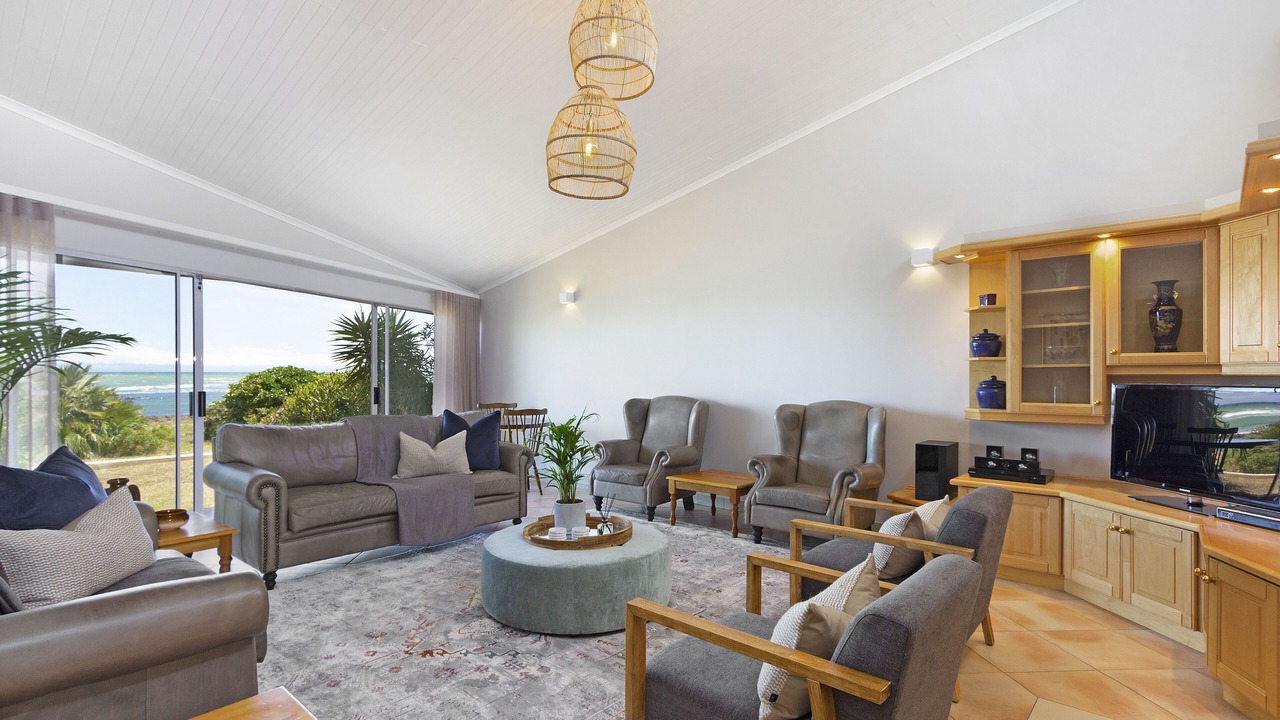 Photo of Livingroom in Gordons Bay Central