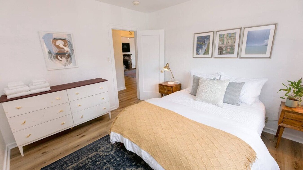 Photo of Bedroom in Santa Rosa