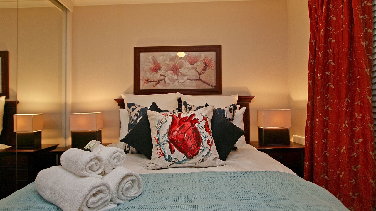 Photo of Bedroom in Lagoon Beach